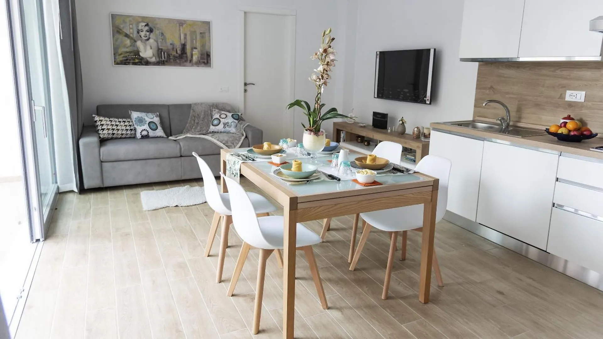 Feriehus La Casa Di Marty Per 9 - Belcantovillas Torre del Lago Puccini Italien