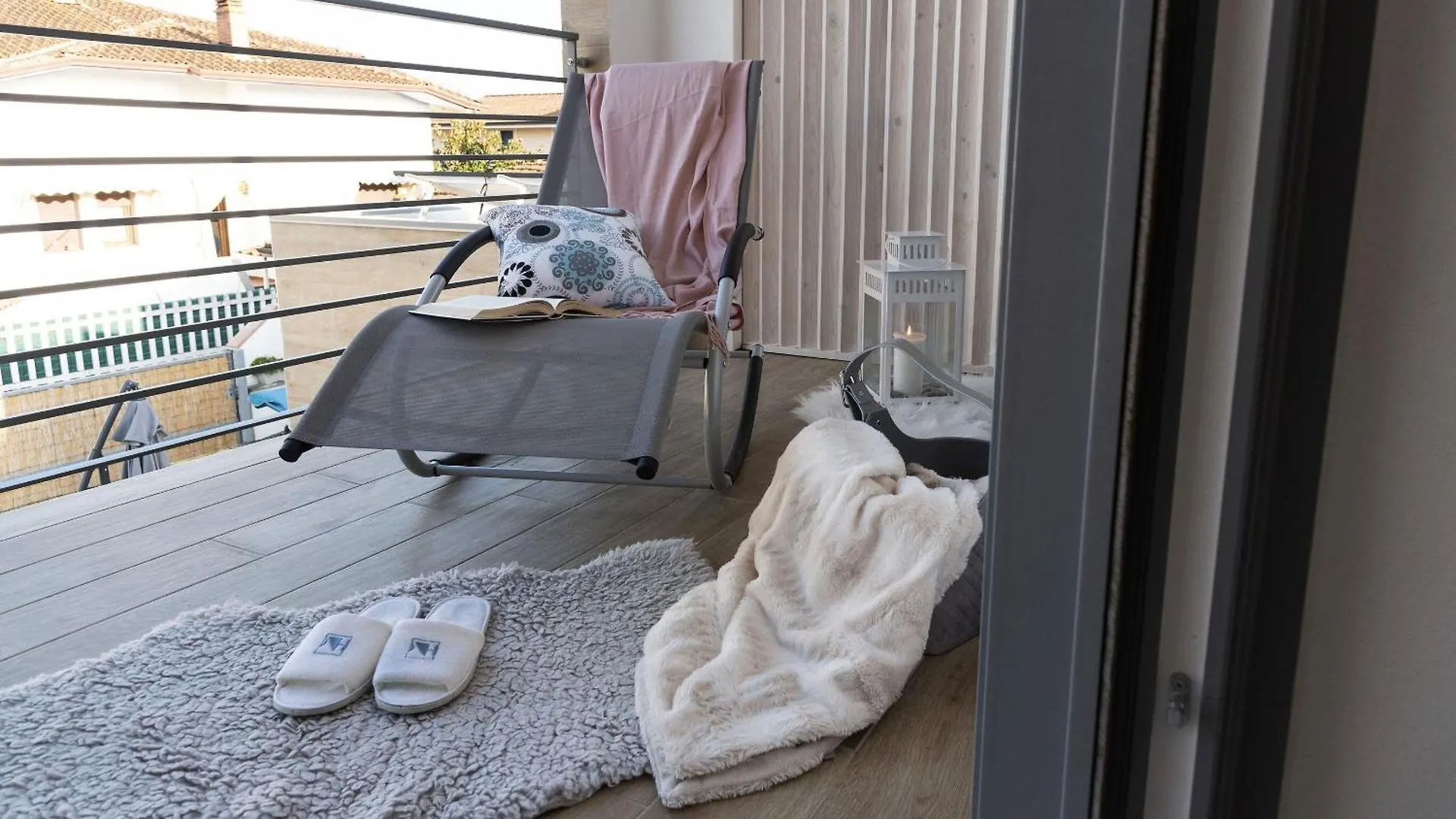 Feriehus La Casa Di Marty Per 9 - Belcantovillas Torre del Lago Puccini
